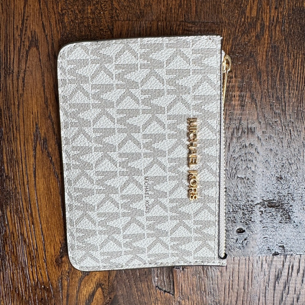 Michael Kors Jet Set Travel Coin Pouch